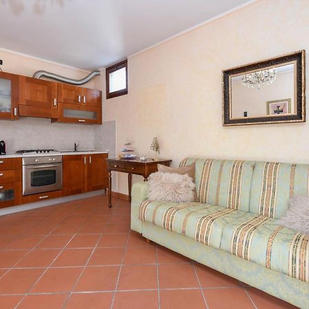 Prestige Apartment Sirmione Exterior foto