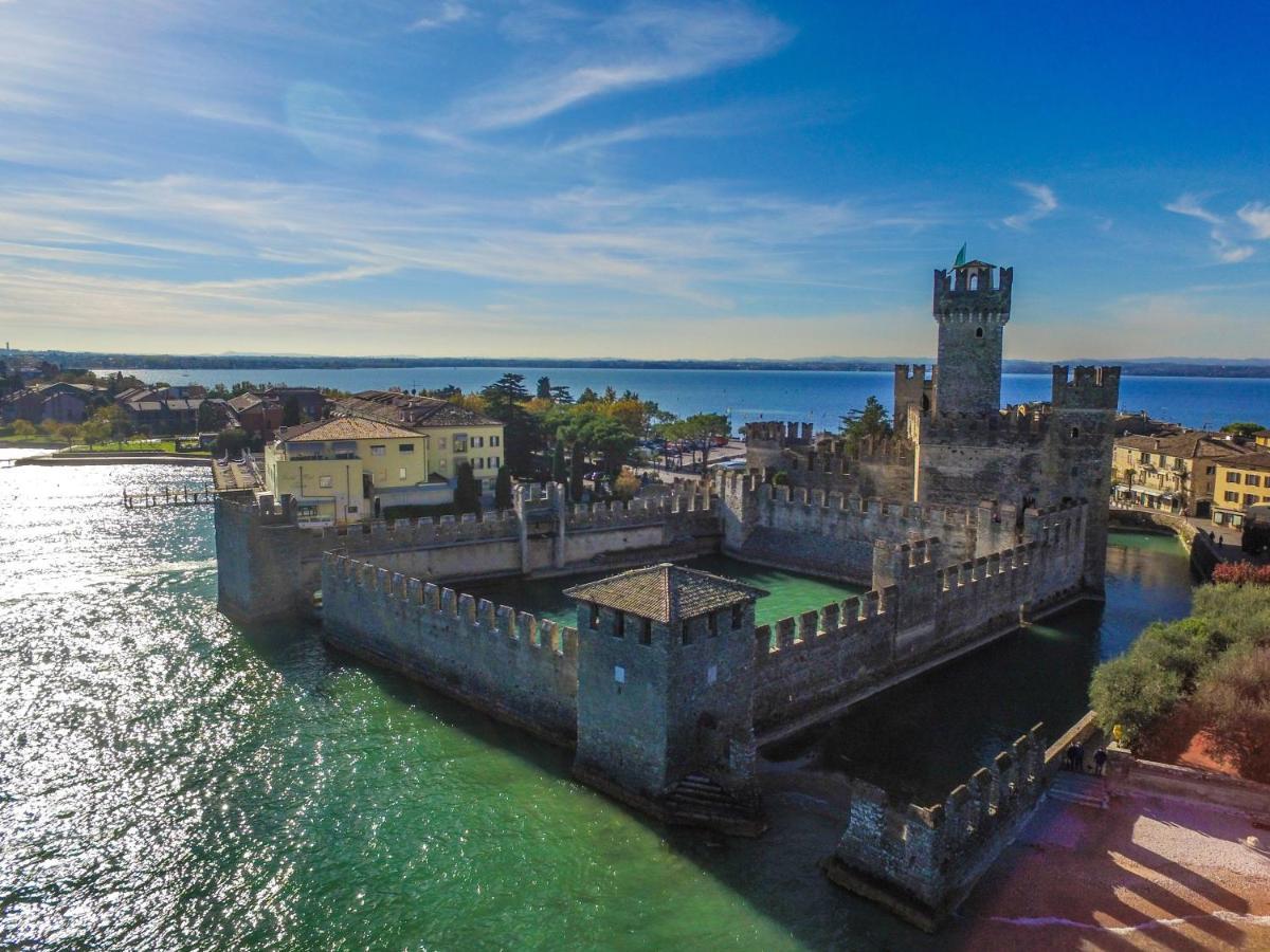 Prestige Apartment Sirmione Exterior foto